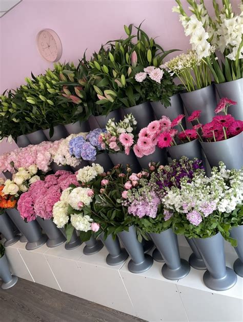 joy s florist.